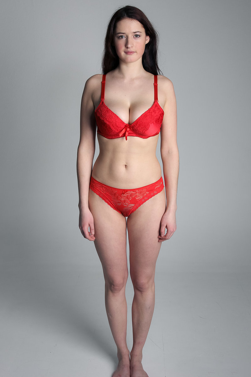 Алина, 24